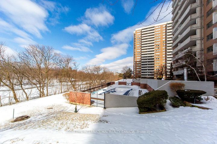 Photo 35 at 302 - 260 Scarlett Road, Smythe, Toronto
