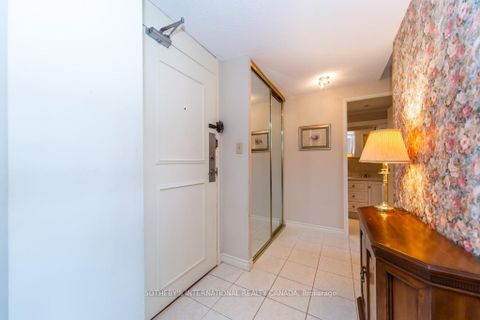 Photo 5 at 302 - 260 Scarlett Road, Smythe, Toronto