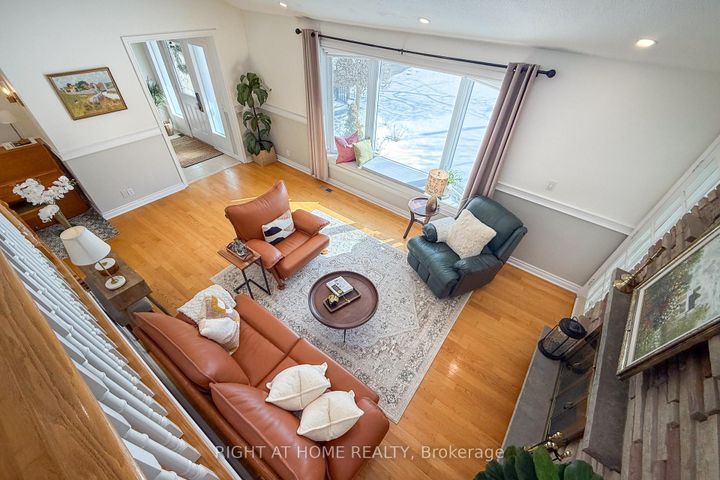 Photo 8 at 6 Fairhaven Drive, The Westway, Toronto