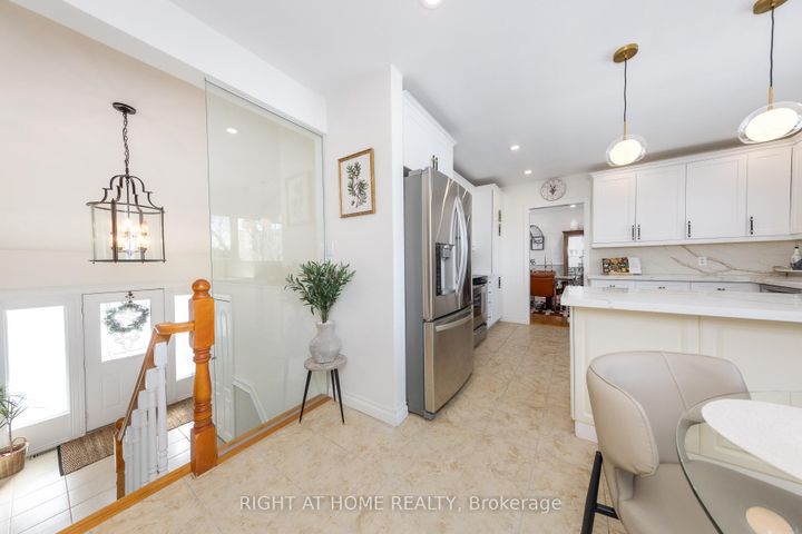 Photo 15 at 6 Fairhaven Drive, The Westway, Toronto