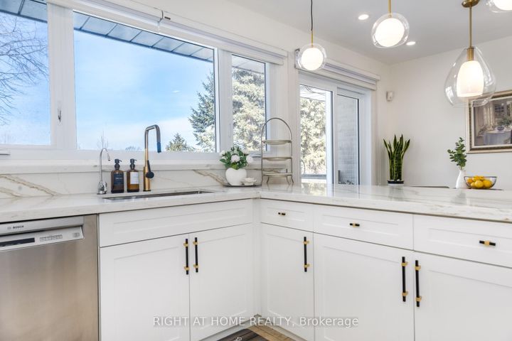 Photo 21 at 6 Fairhaven Drive, The Westway, Toronto