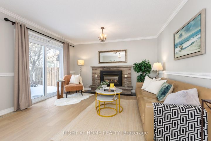 Photo 33 at 6 Fairhaven Drive, The Westway, Toronto