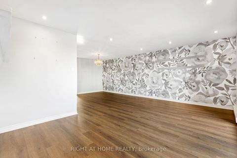 Photo 9 at 66 - 91 Muir Drive, Scarborough Village, Toronto