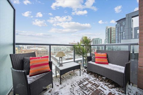 Photo 5 at 717 - 5 Hanna Avenue, Niagara, Toronto