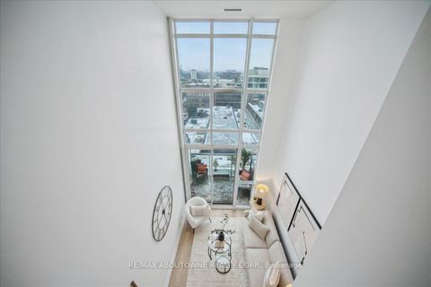 Photo 9 at 717 - 5 Hanna Avenue, Niagara, Toronto