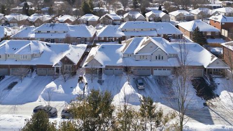 Photo 2 at 25 Apple Tree Crescent, Uxbridge