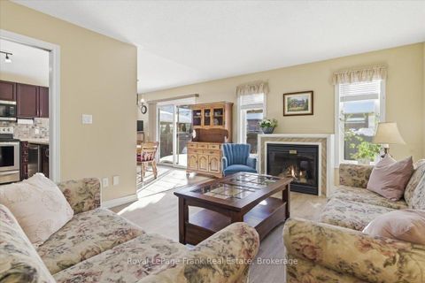 Photo 21 at 25 Apple Tree Crescent, Uxbridge