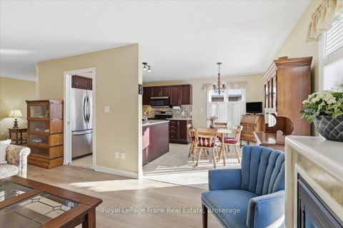 Photo 22 at 25 Apple Tree Crescent, Uxbridge