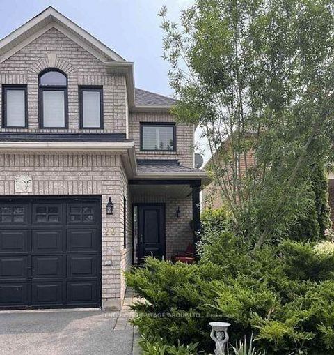 Photo 3 at 23 Long Point Drive, Oak Ridges Lake Wilcox, Richmond Hill