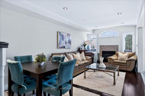 Photo 11 at 23 Long Point Drive, Oak Ridges Lake Wilcox, Richmond Hill