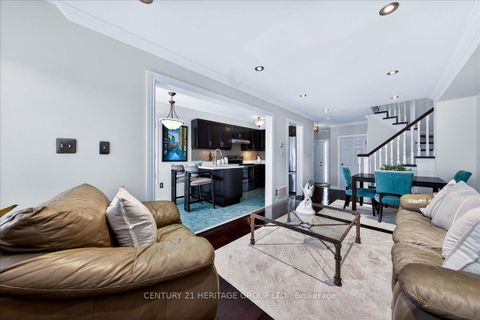 Photo 17 at 23 Long Point Drive, Oak Ridges Lake Wilcox, Richmond Hill