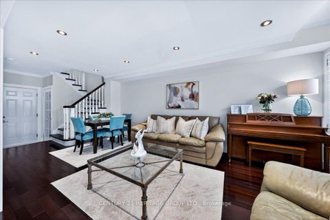 Photo 18 at 23 Long Point Drive, Oak Ridges Lake Wilcox, Richmond Hill