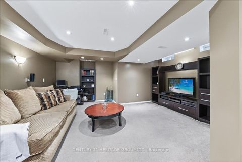 Photo 36 at 23 Long Point Drive, Oak Ridges Lake Wilcox, Richmond Hill