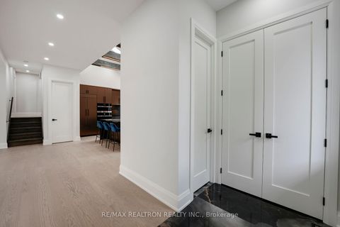 Photo 4 at 105 Murray Drive, Aurora Highlands, Aurora