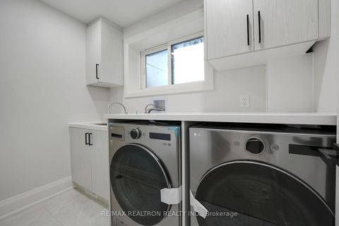 Photo 30 at 105 Murray Drive, Aurora Highlands, Aurora