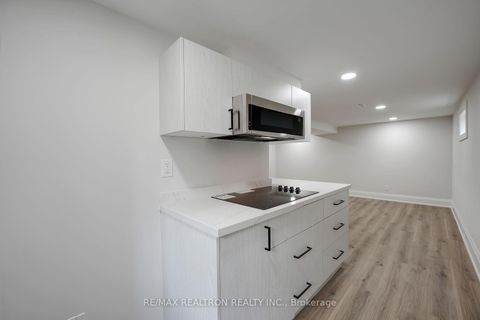 Photo 35 at 105 Murray Drive, Aurora Highlands, Aurora