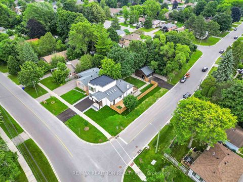 Photo 49 at 105 Murray Drive, Aurora Highlands, Aurora