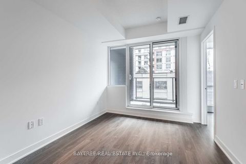 Photo 6 at 317 - 115 Blue Jays Way, Waterfront Communities C1, Toronto