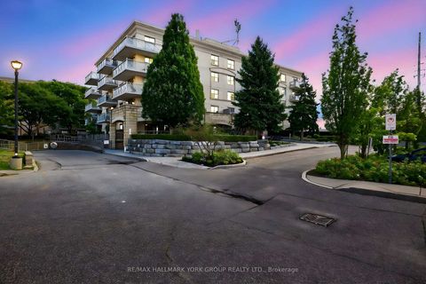 Photo 1 at 509 - 2500 Rutherford Road, Maple, Vaughan