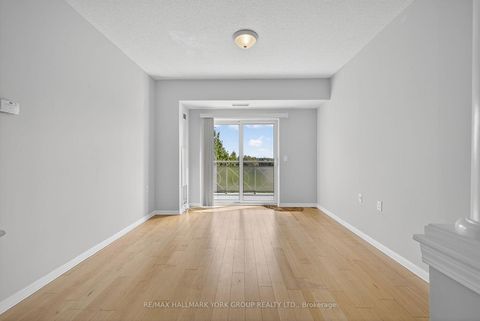 Photo 15 at 509 - 2500 Rutherford Road, Maple, Vaughan