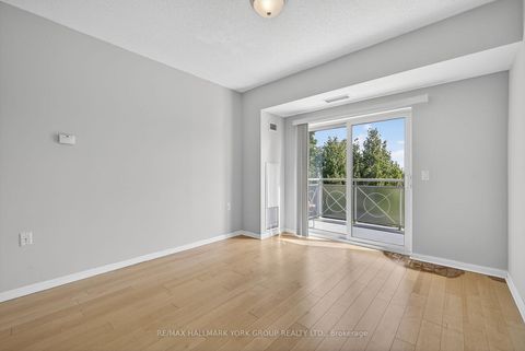 Photo 17 at 509 - 2500 Rutherford Road, Maple, Vaughan