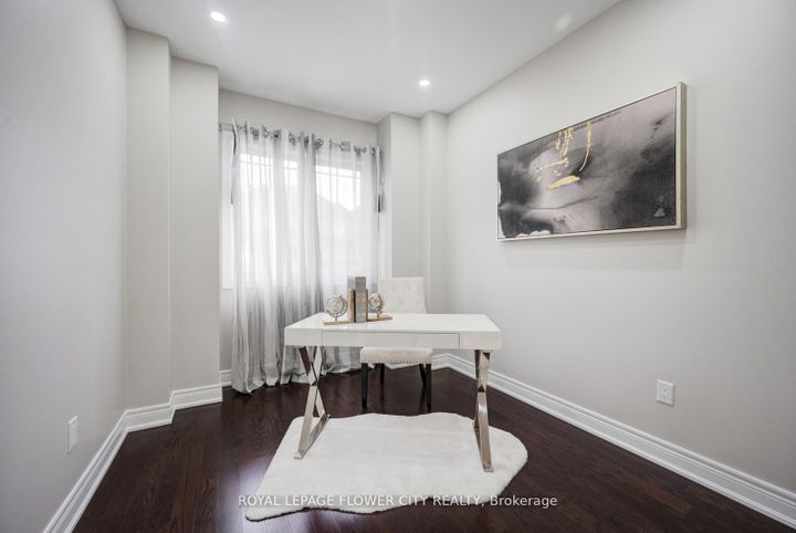 Photo 4 at 6 Villadowns Trail, Wellington North, Brampton