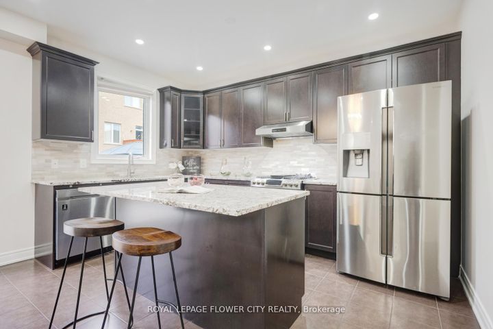 Photo 12 at 6 Villadowns Trail, Wellington North, Brampton