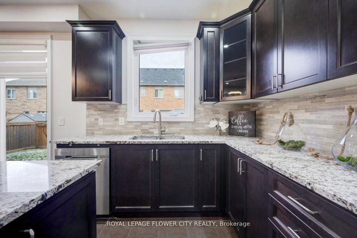 Photo 14 at 6 Villadowns Trail, Wellington North, Brampton