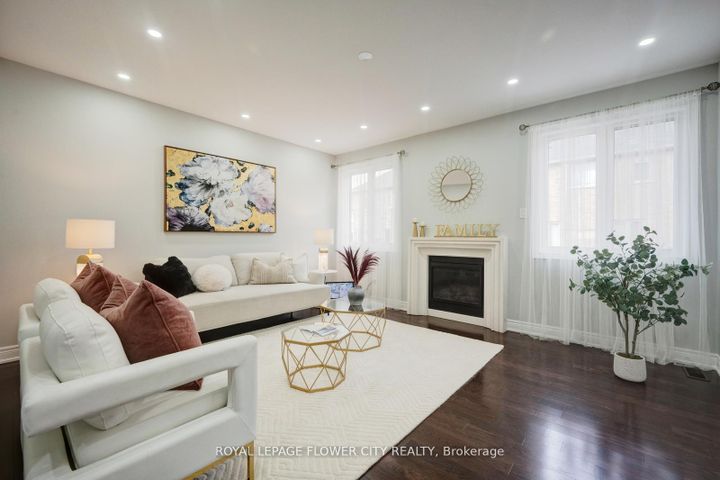 Photo 20 at 6 Villadowns Trail, Wellington North, Brampton