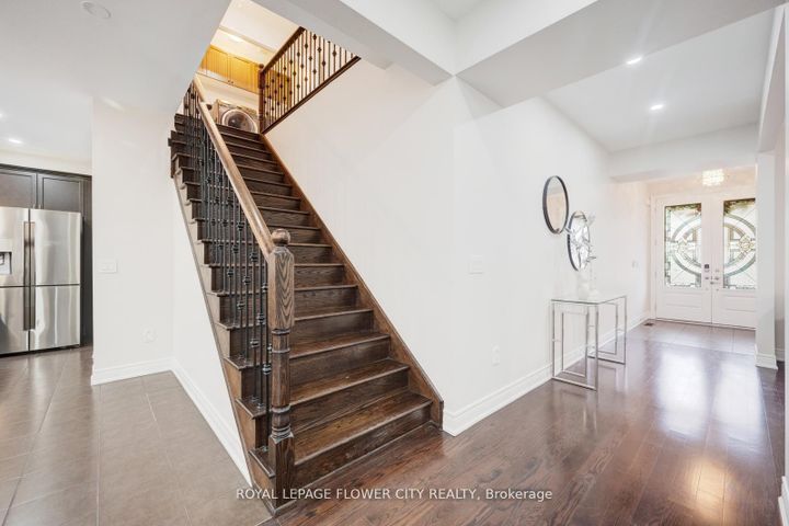 Photo 23 at 6 Villadowns Trail, Wellington North, Brampton