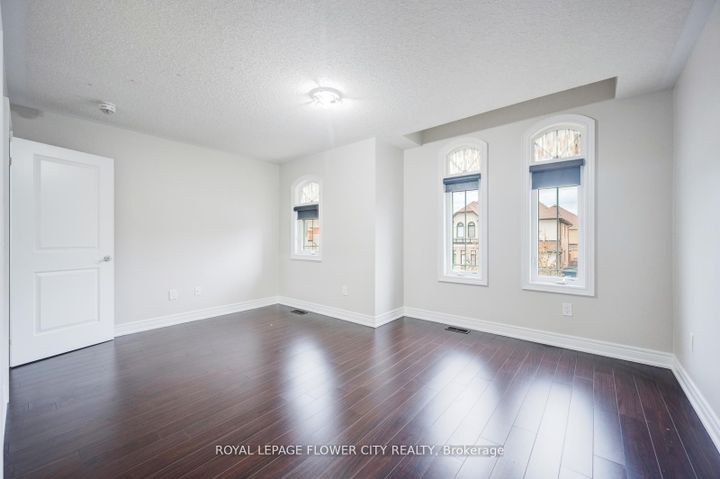 Photo 34 at 6 Villadowns Trail, Wellington North, Brampton