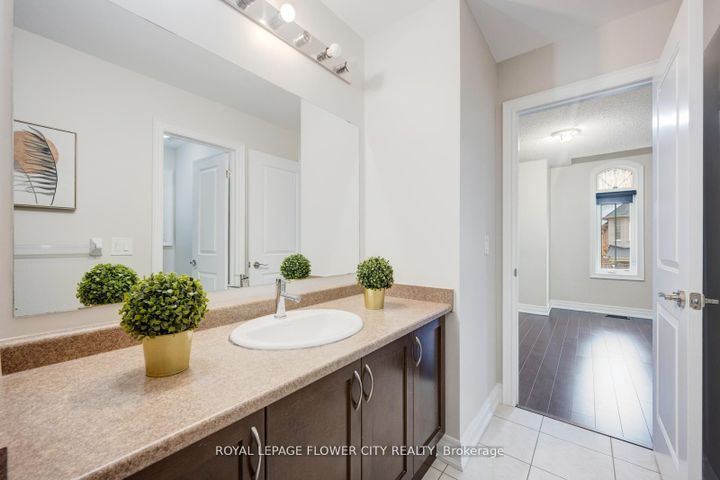 Photo 37 at 6 Villadowns Trail, Wellington North, Brampton