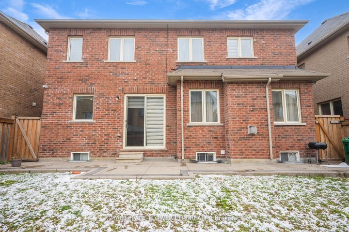 Photo 46 at 6 Villadowns Trail, Wellington North, Brampton