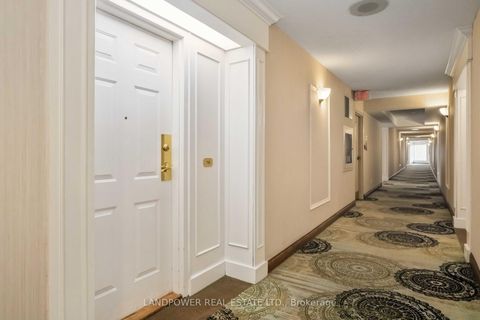 Photo 3 at 718 - 18 Concorde Place, Don Mills, Toronto