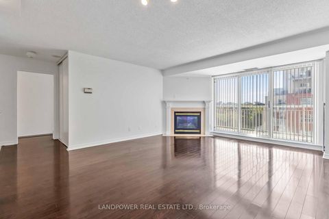 Photo 7 at 718 - 18 Concorde Place, Don Mills, Toronto