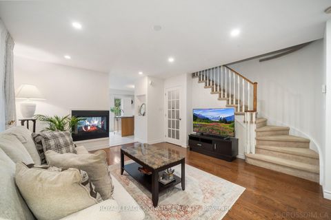 Photo 3 at 584 Willowick Drive, Wyndham, Newmarket