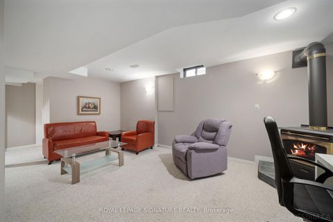 Photo 23 at 584 Willowick Drive, Wyndham, Newmarket