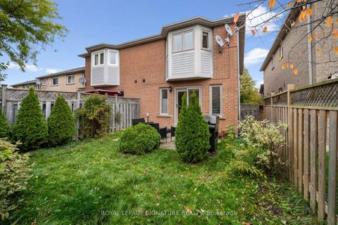 Photo 27 at 584 Willowick Drive, Wyndham, Newmarket