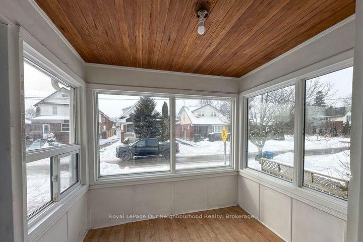 Photo 2 at 65 Gladstone Avenue, McLaughlin, Oshawa