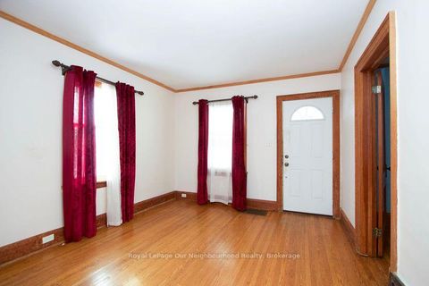 Photo 4 at 65 Gladstone Avenue, McLaughlin, Oshawa