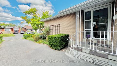 Photo 4 at 19 Sunderland Crescent, Woburn, Toronto
