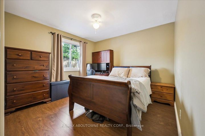 Photo 22 at 2033 Saxon Road, WO West, Oakville