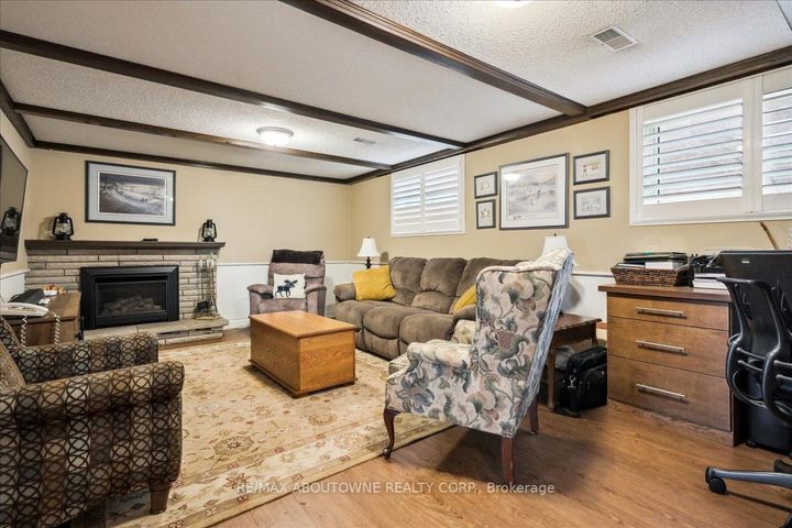 Photo 25 at 2033 Saxon Road, WO West, Oakville