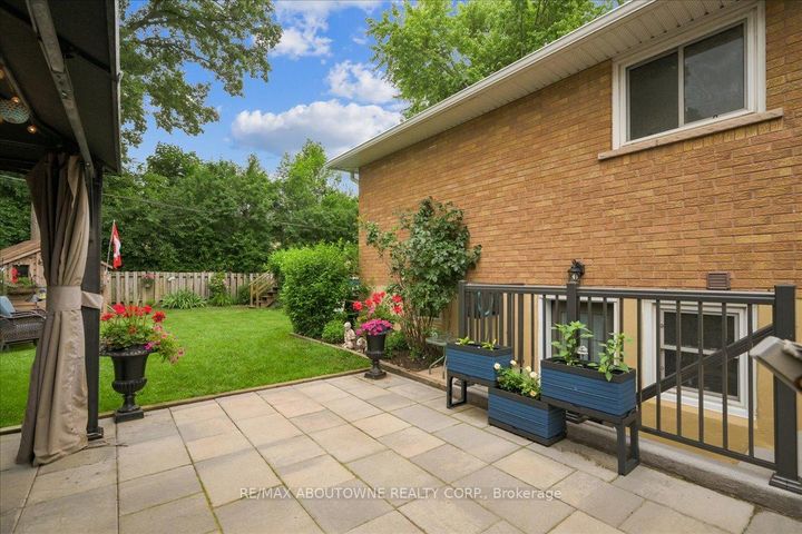 Photo 34 at 2033 Saxon Road, WO West, Oakville