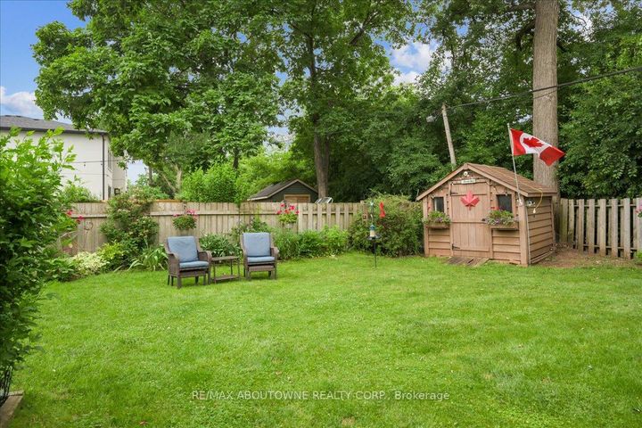 Photo 42 at 2033 Saxon Road, WO West, Oakville