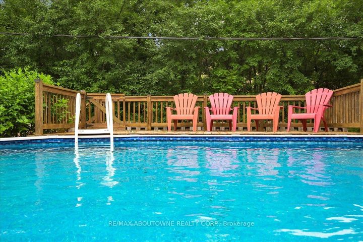 Photo 44 at 2033 Saxon Road, WO West, Oakville