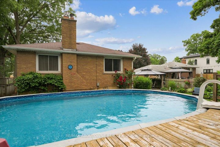 Photo 46 at 2033 Saxon Road, WO West, Oakville