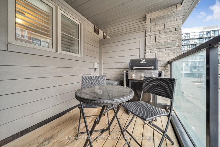 Photo 6 at 61 - 200 Veterans Drive, Northwest Brampton, Brampton