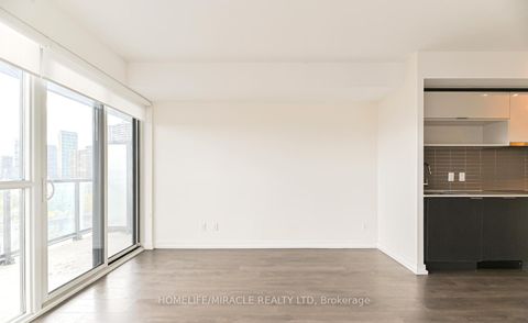 Photo 11 at 604 - 159 Wellesley Street E, South St. James Town, Toronto