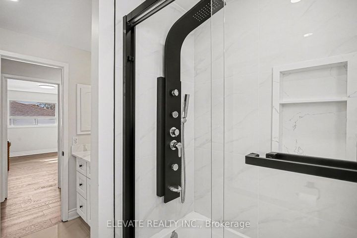 Photo 23 at 21 Whitehorn Crescent, Don Valley Village, Toronto